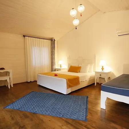 ゲストハウス Karakus