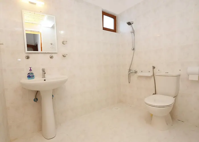 Karakus بيت ضيافة